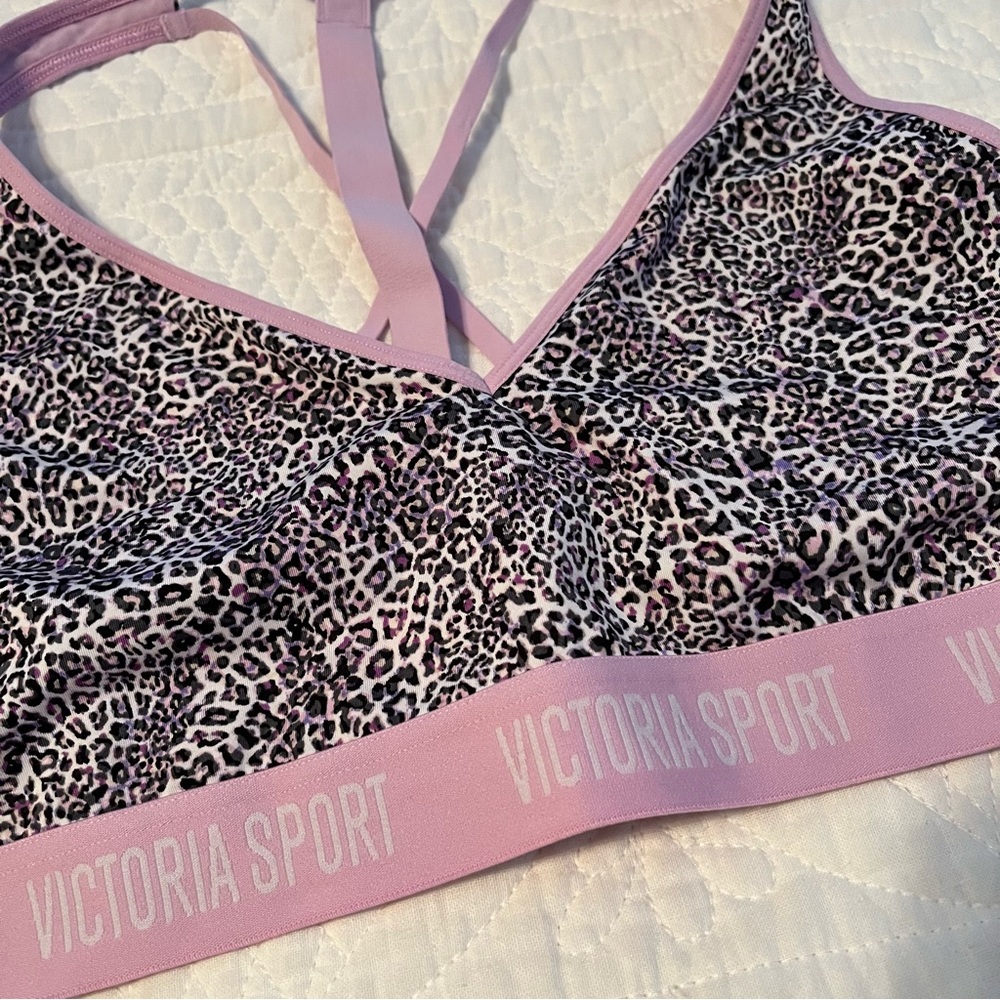 VICTORIA SPORT Purple Leopard Print Strappy Sports Bra